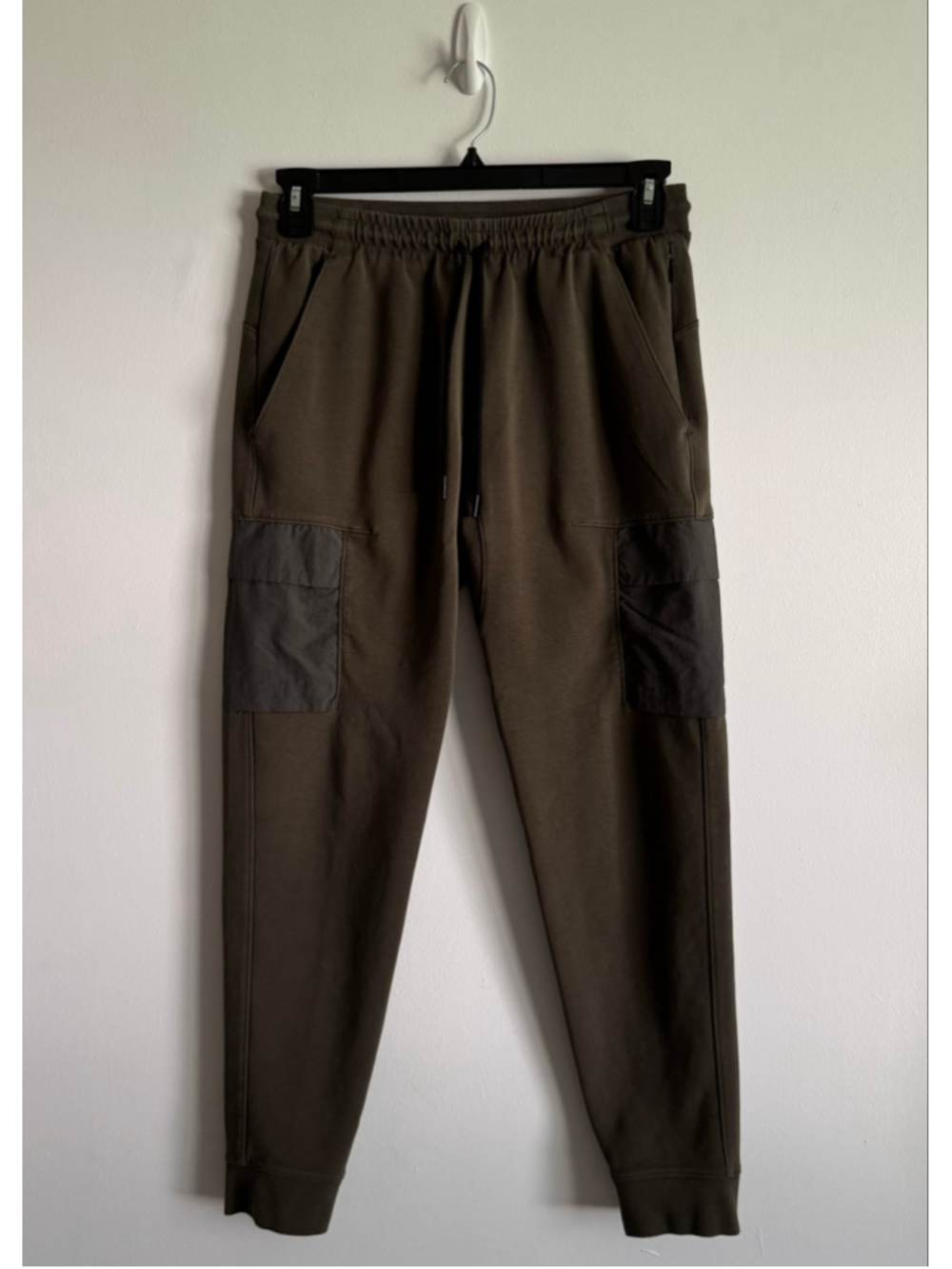 Men's Old Navy Active Dynamic Fleece Joggers Size M Olive/Dark Gray
